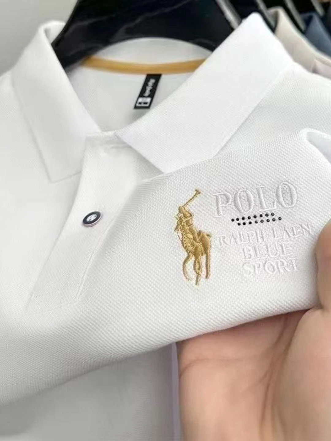 Erkaklar polosi, erkaklar futbolkasi, ayollar futbolkasi