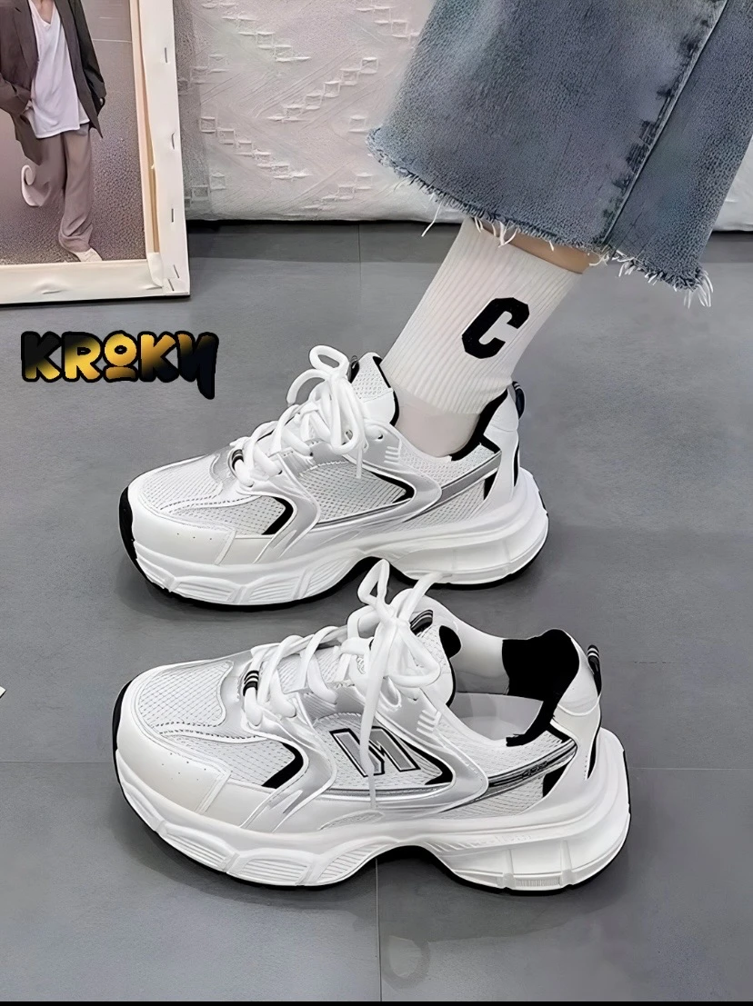 Ayollar oyoq kiyimlari