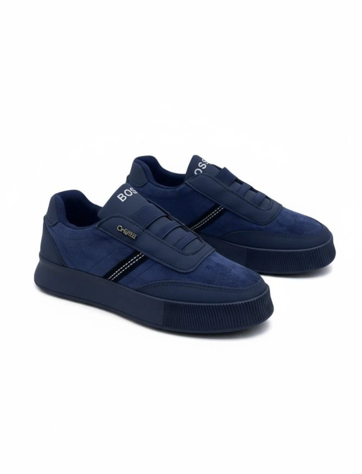 Erkaklar va ayollar uchun zamonaviy Boss krossovkalar. Barcha fasllar uchun ✅ rasm 5